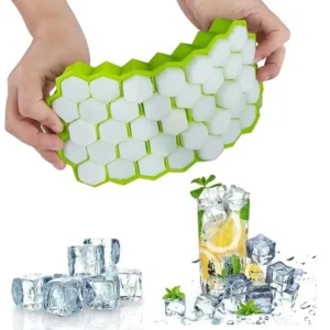 37-grid honeycomb silicone ice mold with removable lid for whiskey and beer.